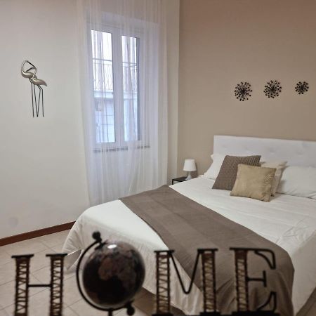 Ferienwohnung Laura Four Messina Exterior foto