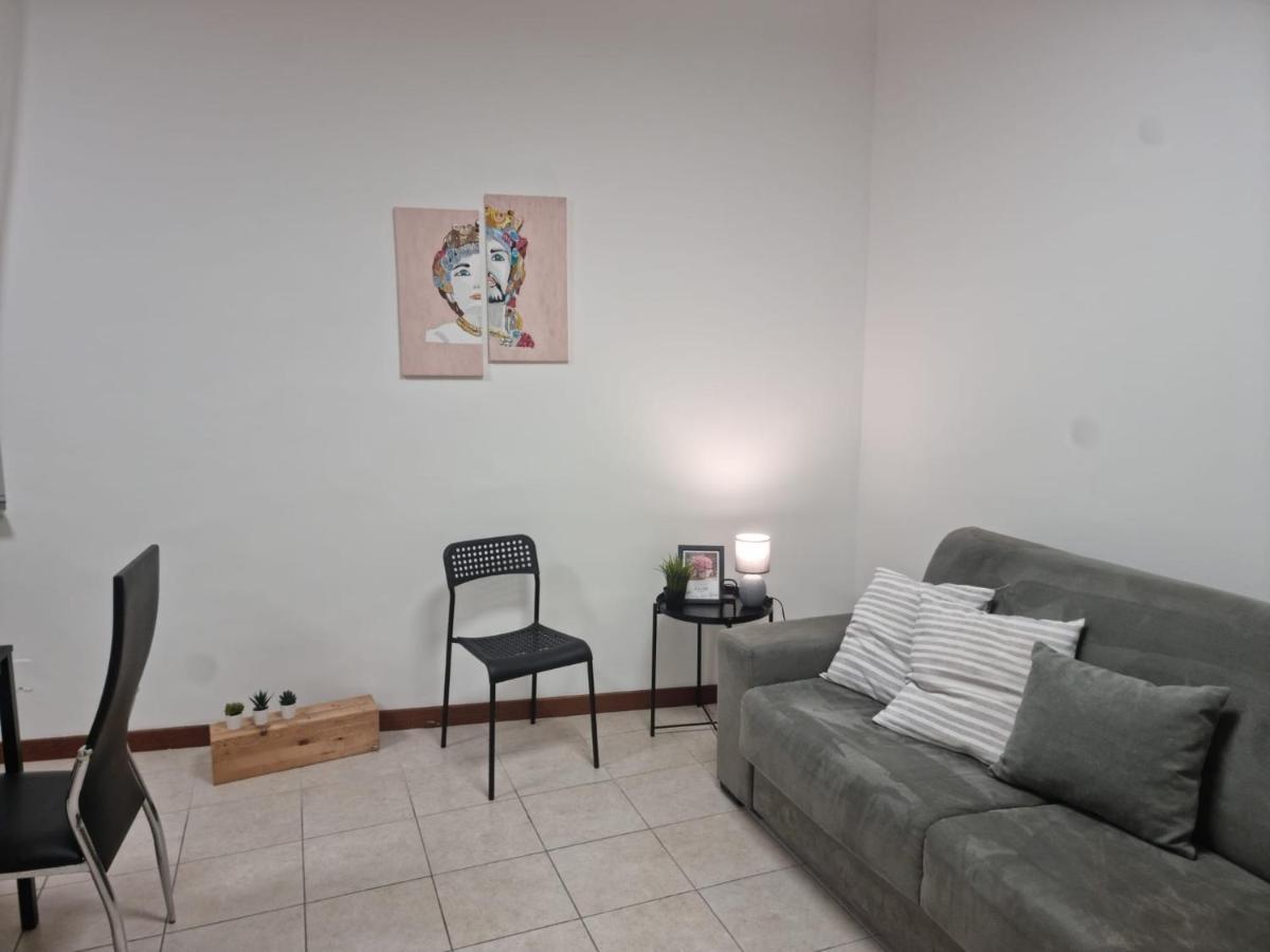 Ferienwohnung Laura Four Messina Exterior foto